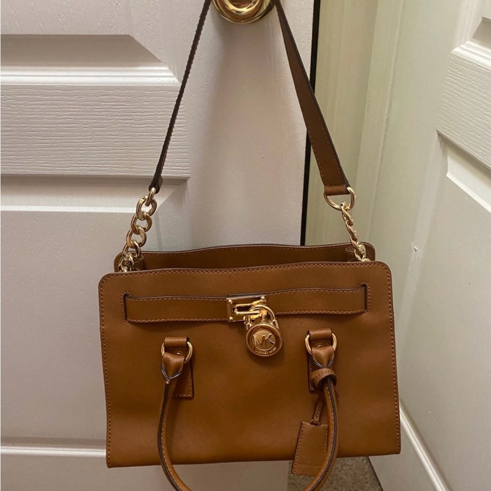 KORS Michael Kors Tan Leather Shoulder Bag